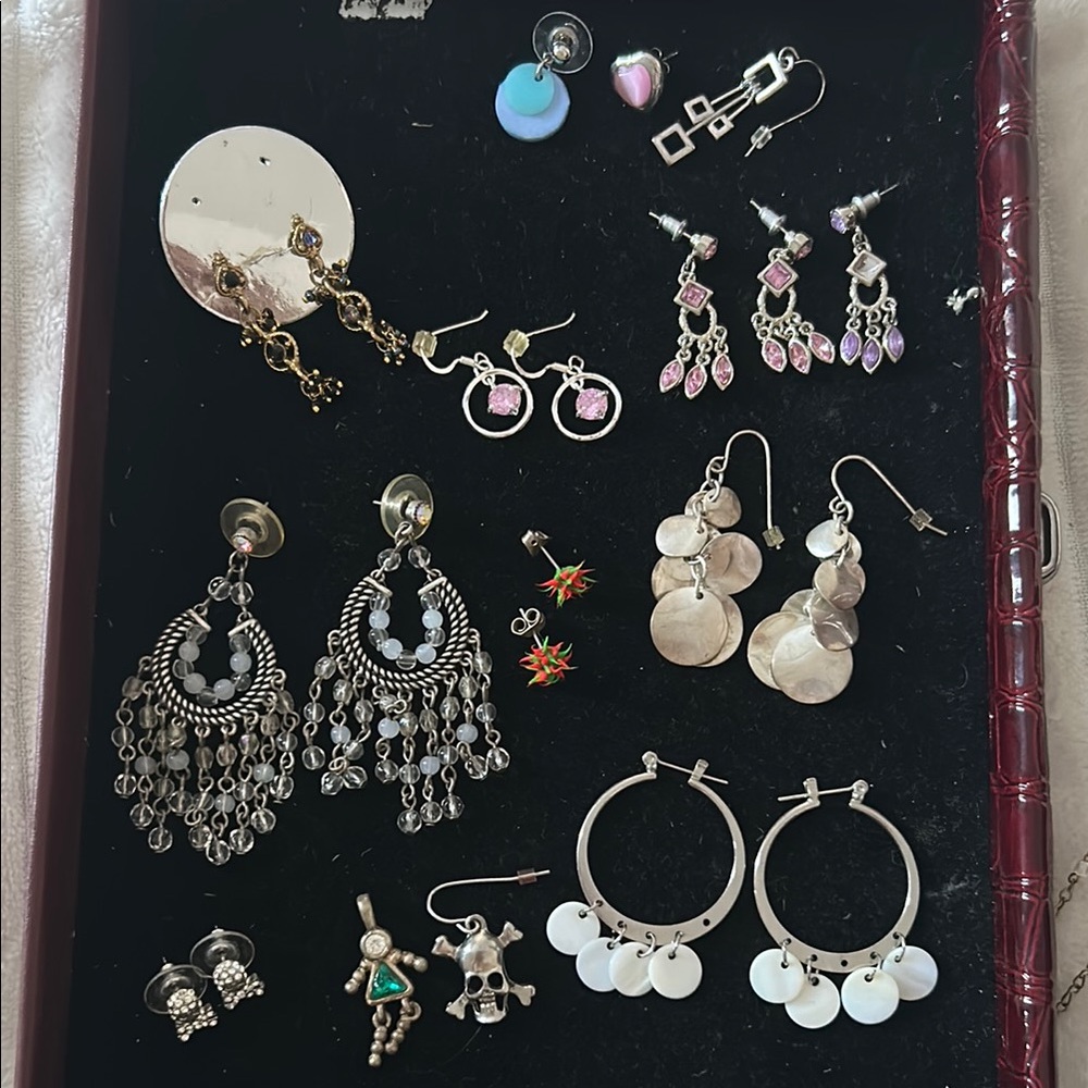 90’s earrings and necklace tie set